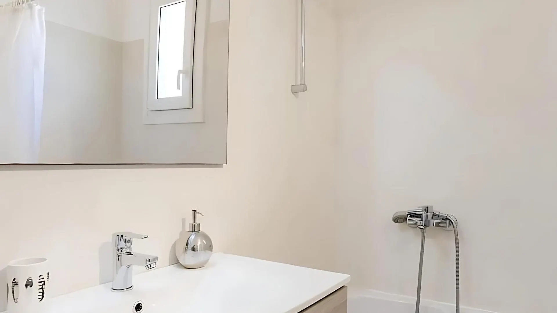 Mykonos Town Ocean View Villa יוון